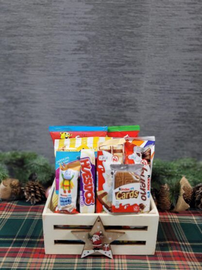 Caja de Surtido Relleno de Snack, Chuches y Chocolates - Imagen 6